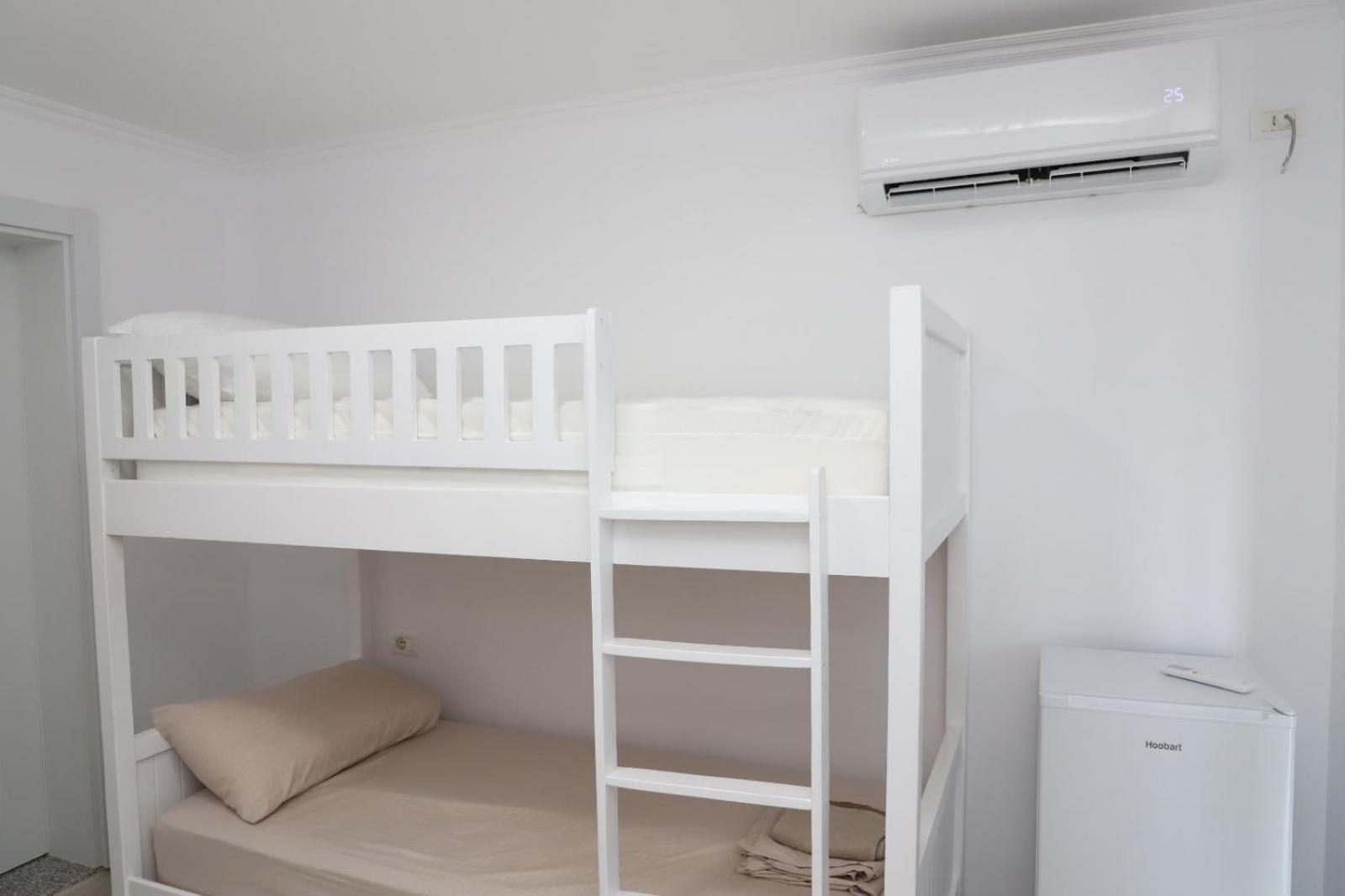 Aral Hostel Berat Exteriér fotografie
