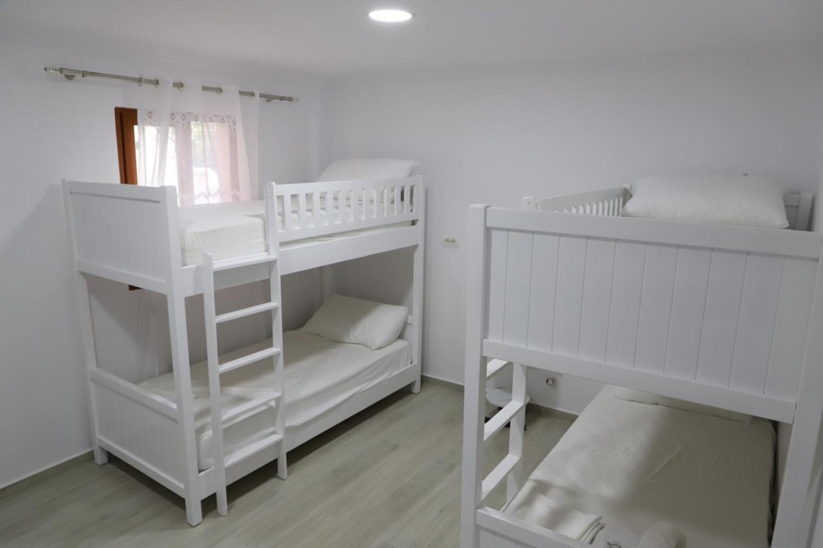 Aral Hostel Berat Exteriér fotografie